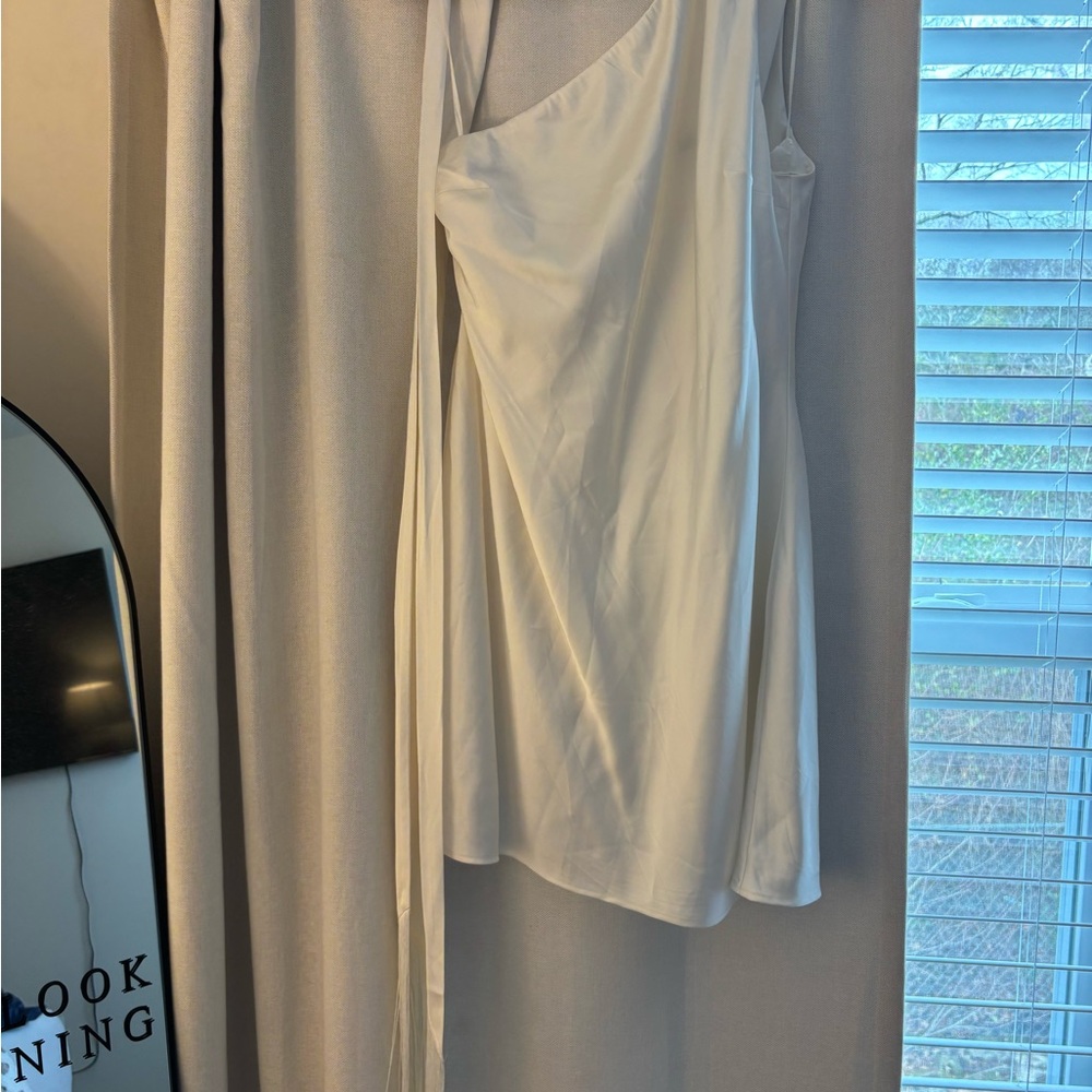 Abercrombie & Fitch One Shoulder White Dress